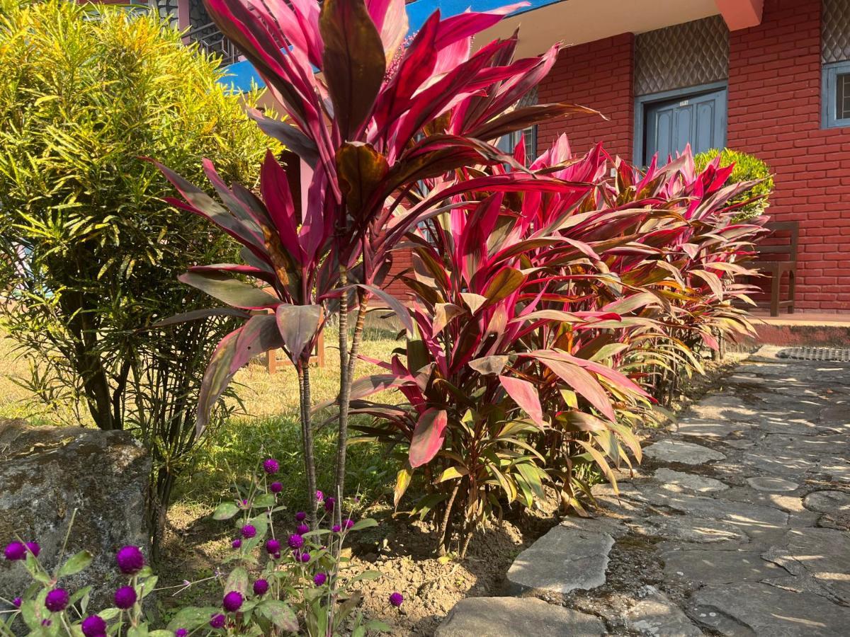 Paradise Mount Resort Pokhara Ngoại thất bức ảnh