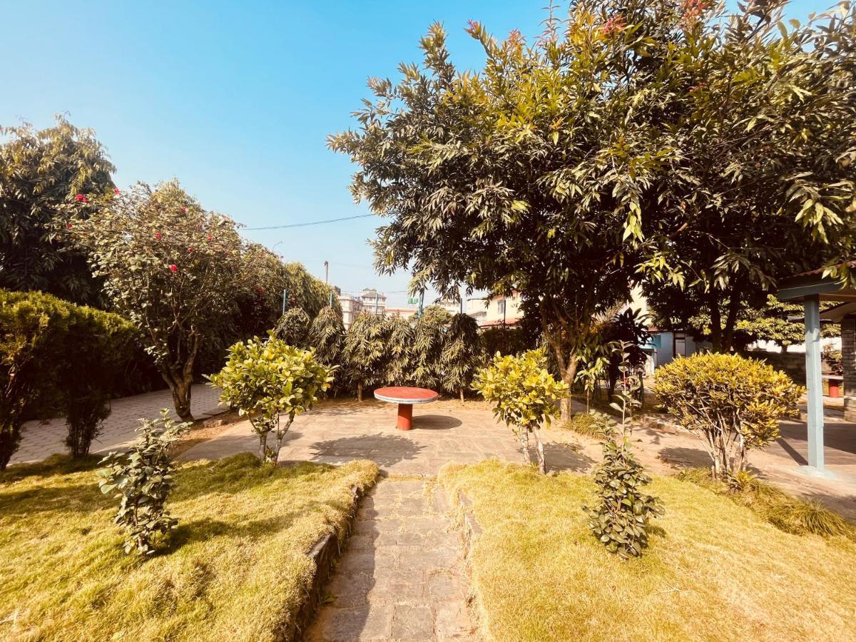 Paradise Mount Resort Pokhara Ngoại thất bức ảnh